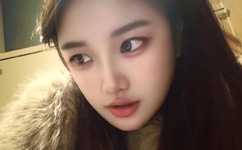 国产一卡2卡3卡四卡精品